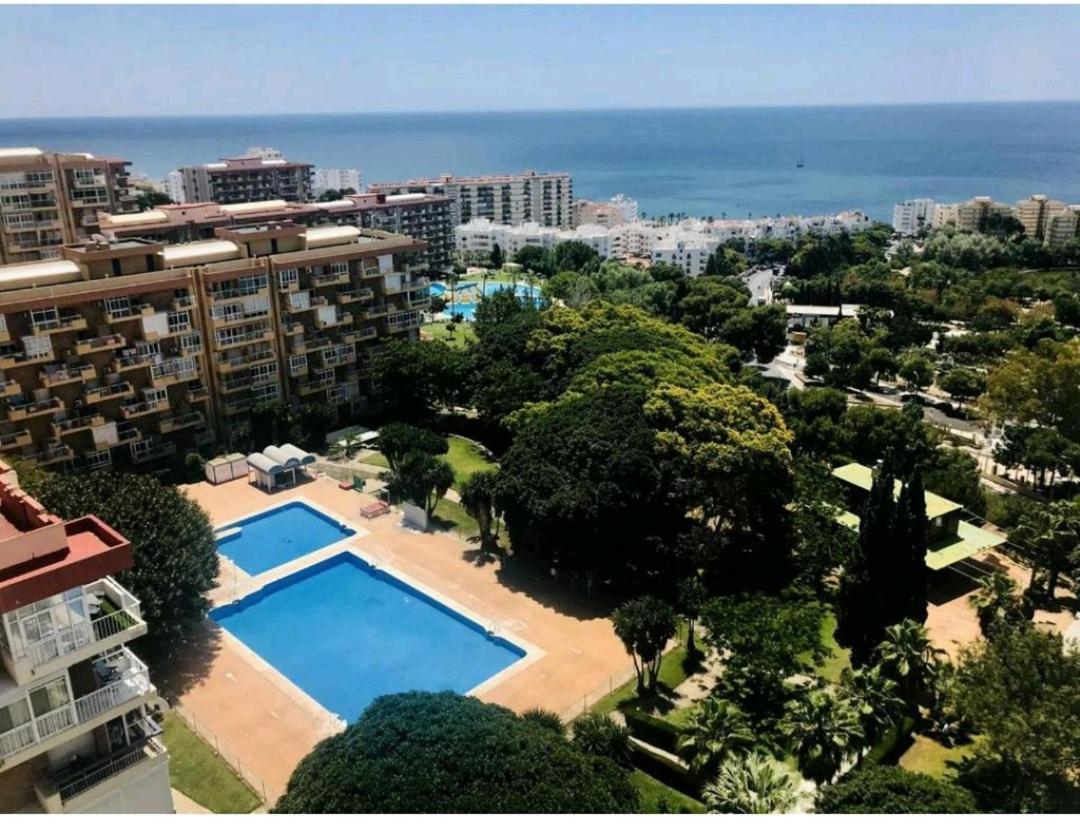 Estudio Delicia 2 Benalmadena Bagian luar foto